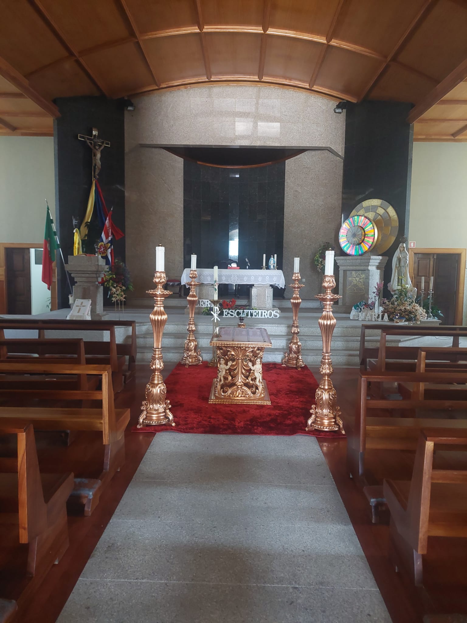 Capela mortuária preparada para a cerimónia